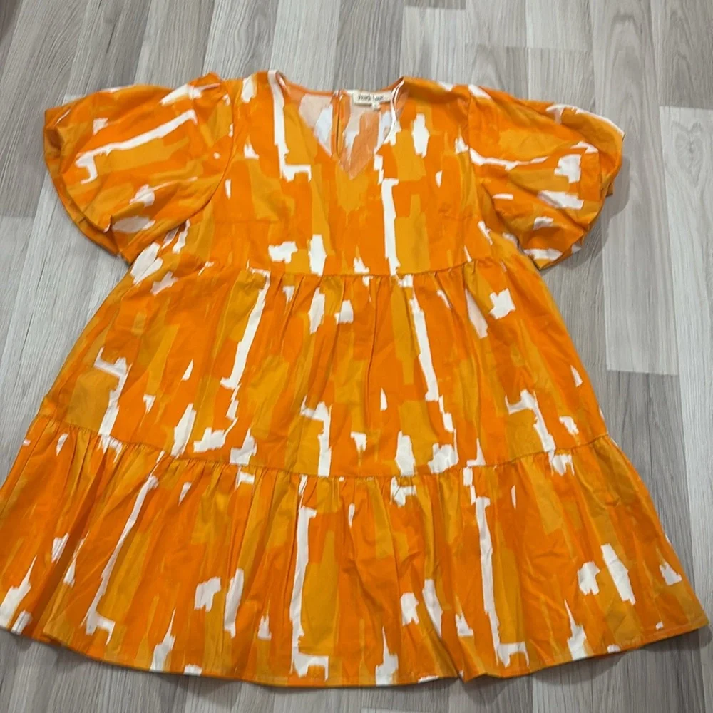Peach Love‎ Tiered V Neck Orange White Dress Size L NWOT
